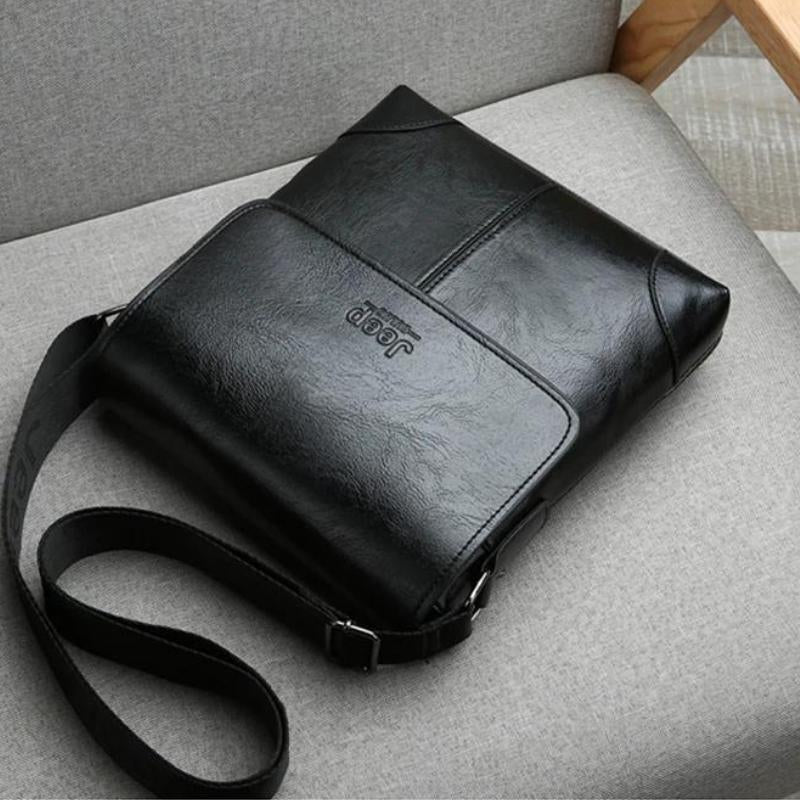 Bolsa Masculina Transversal de Couro - Magnata Classic Jeep