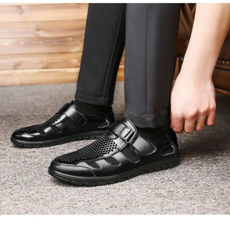 Sandália Masculina em Couro Legítimo - Magnata Mordern